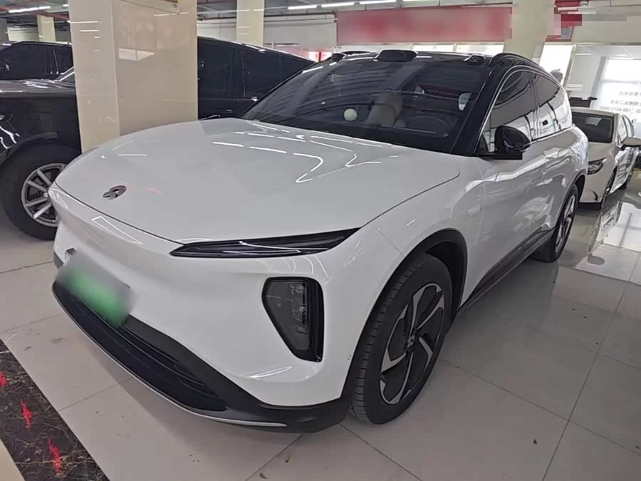 NIO ES6