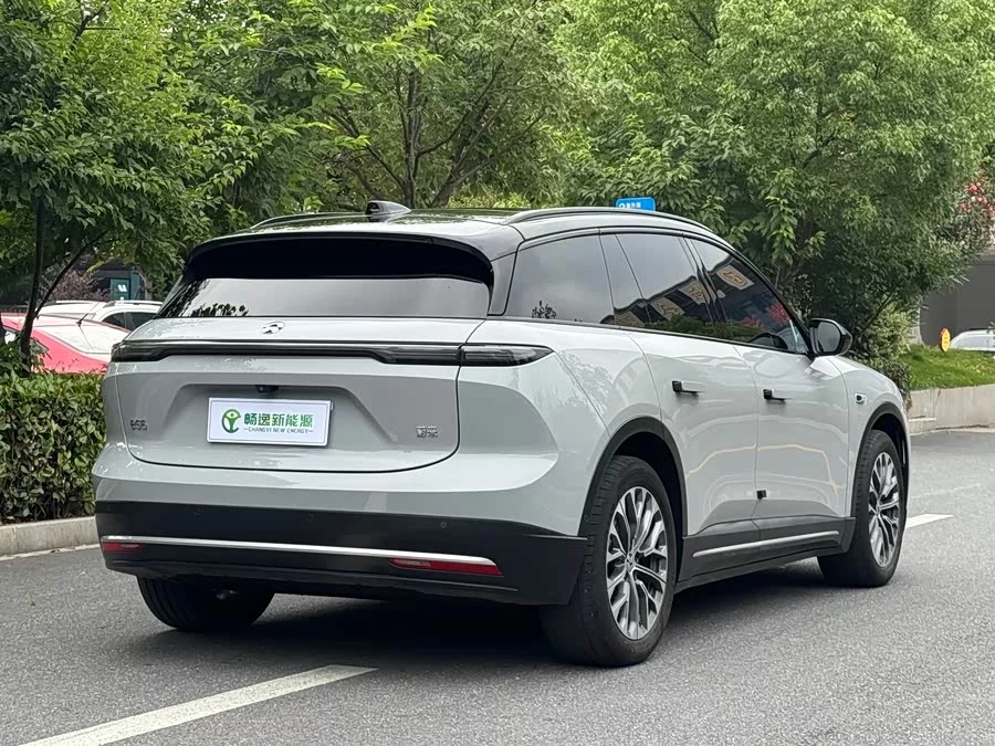 NIO ES6