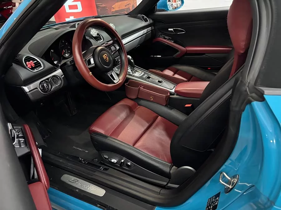 Porsche 718