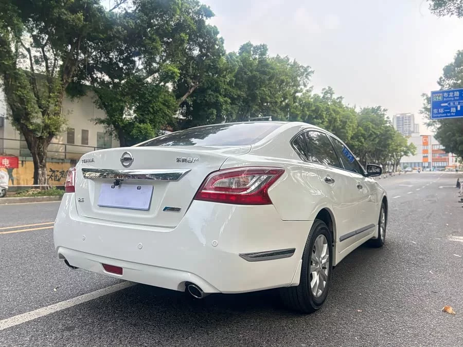 Nissan Teana
