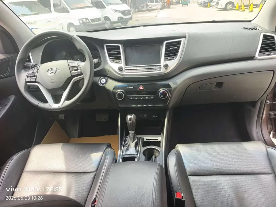 Hyundai Tucson