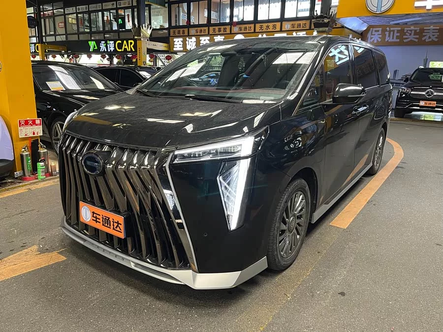 GAC Trumpchi M8