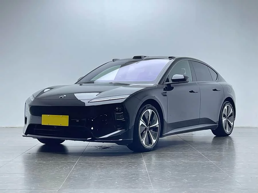 NIO ET5