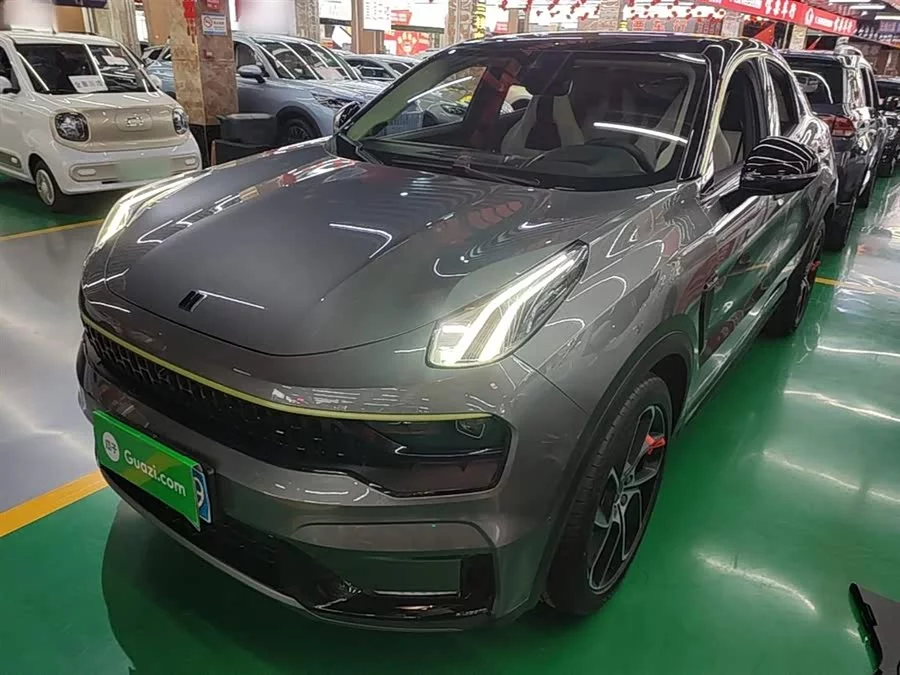 Lynk & Co 05