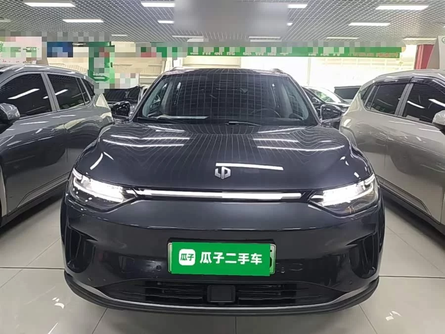 Leapmotor C11