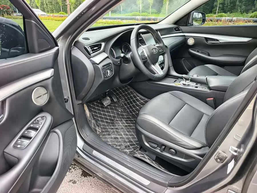 Infiniti QX50