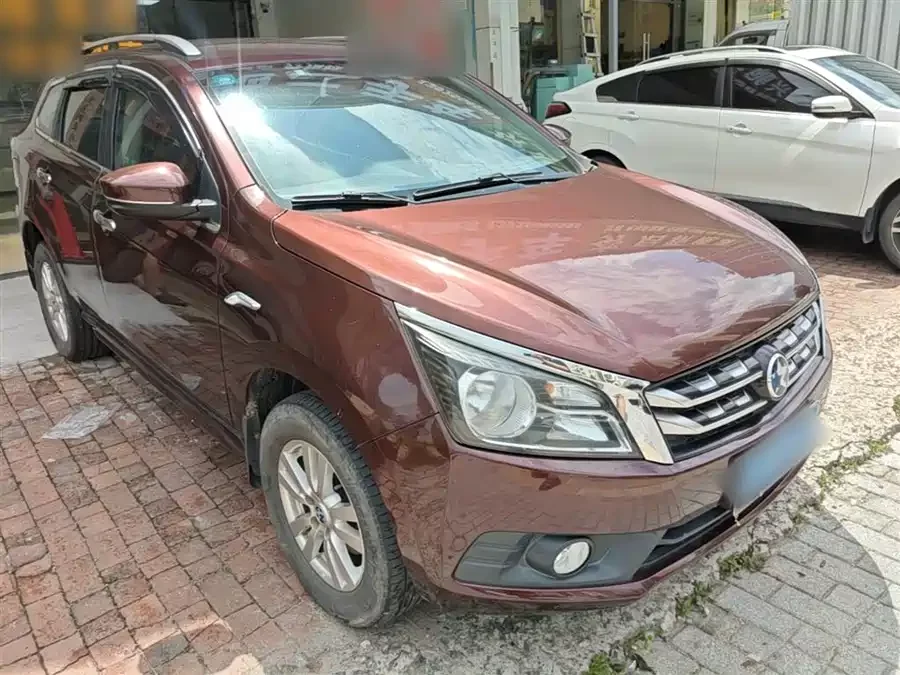 Venucia T70