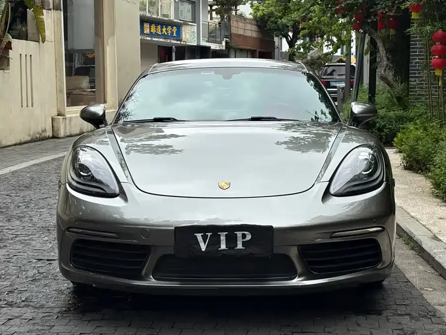 Porsche 718