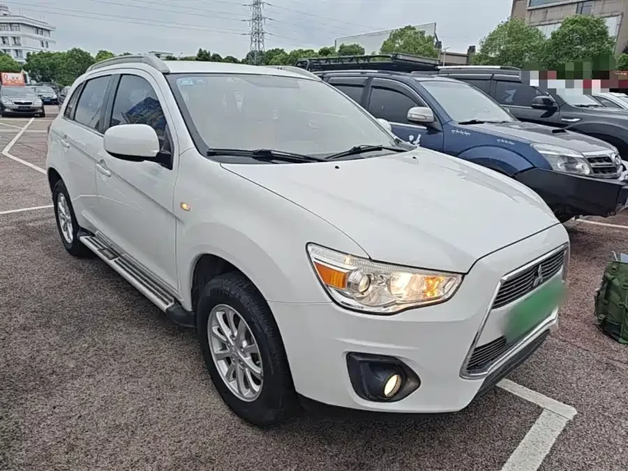 Mitsubishi ASX