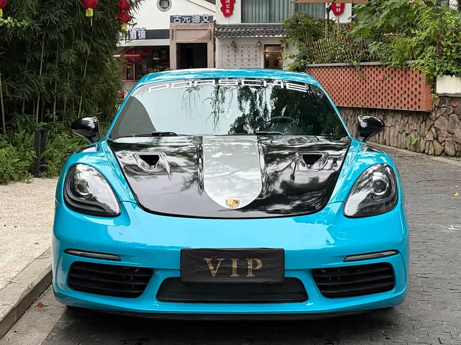 Porsche 718
