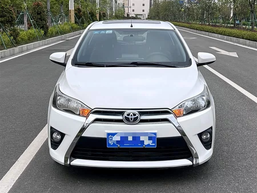 Toyota YARiS L
