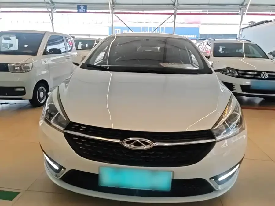 Chery Arrizo 5