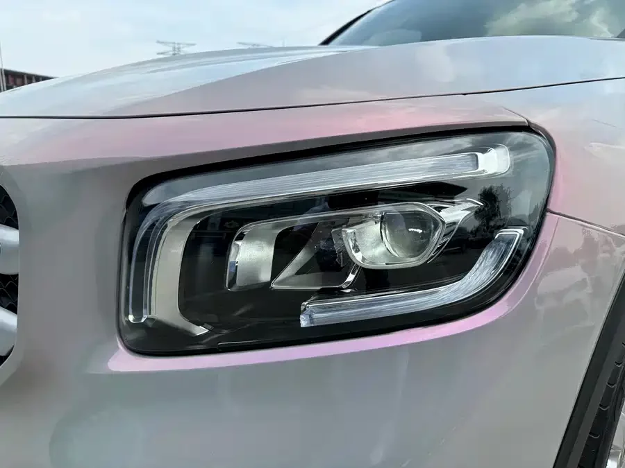 Mercedes Benz GLB
