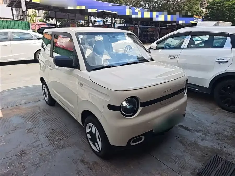 Geely Panda