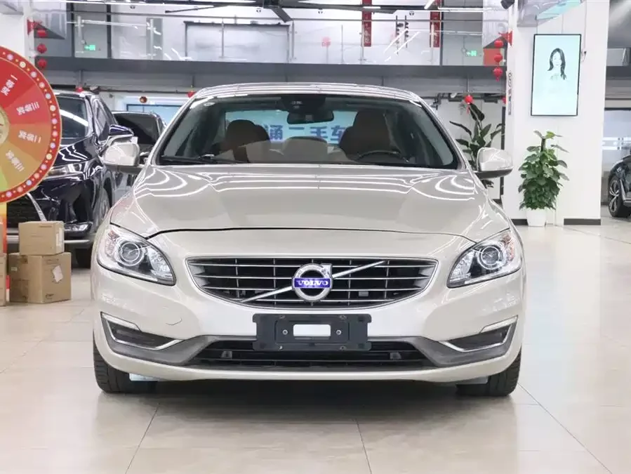 Volvo S60