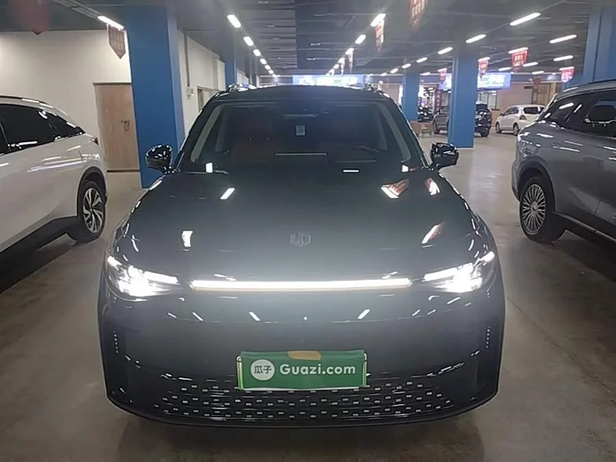 Leapmotor C16