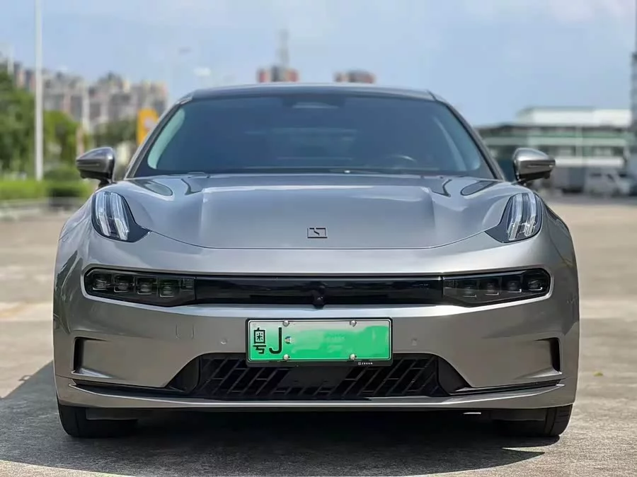 Zeekr 001