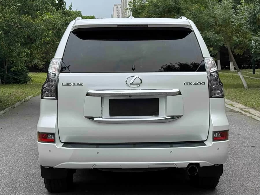 Lexus GX