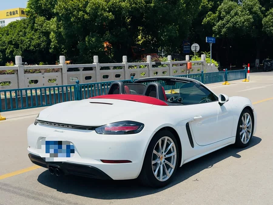 Porsche 718