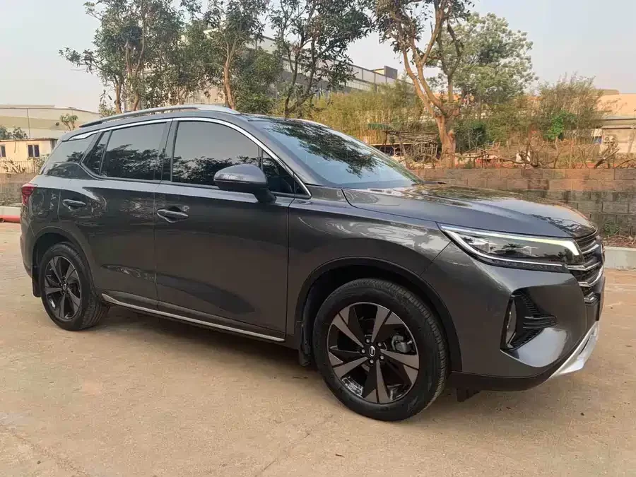 GAC Trumpchi GS4