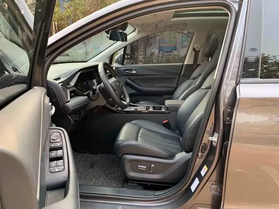 GAC Trumpchi GS4