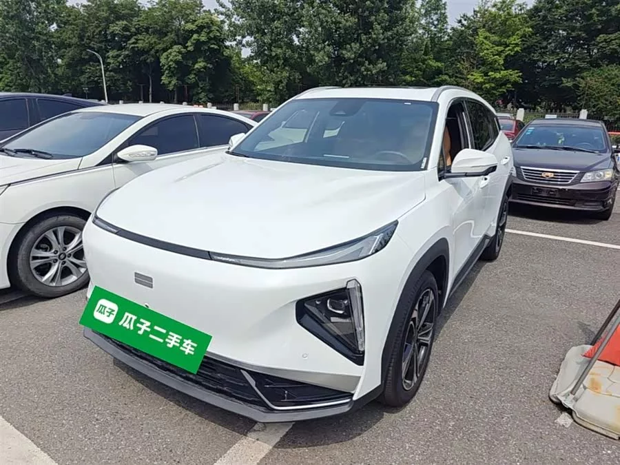 Geely Galaxy L7