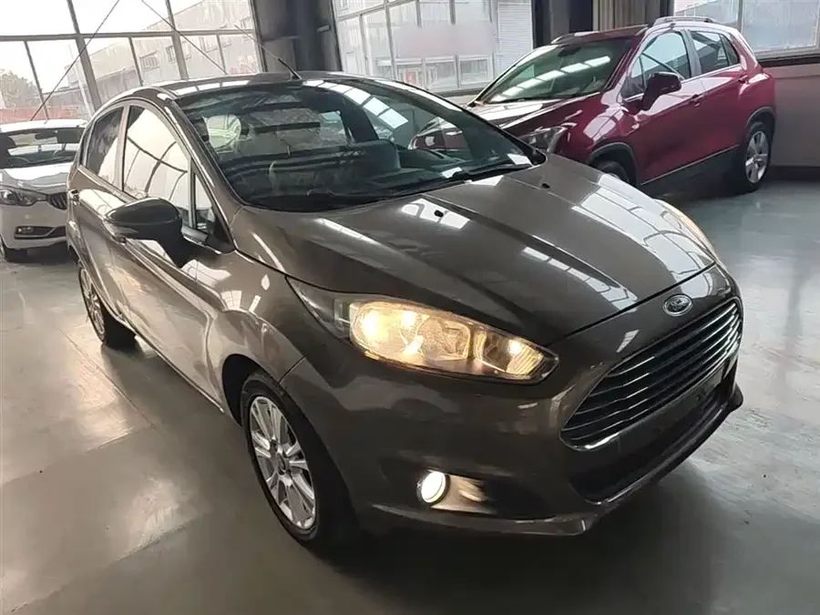 Ford Carnival