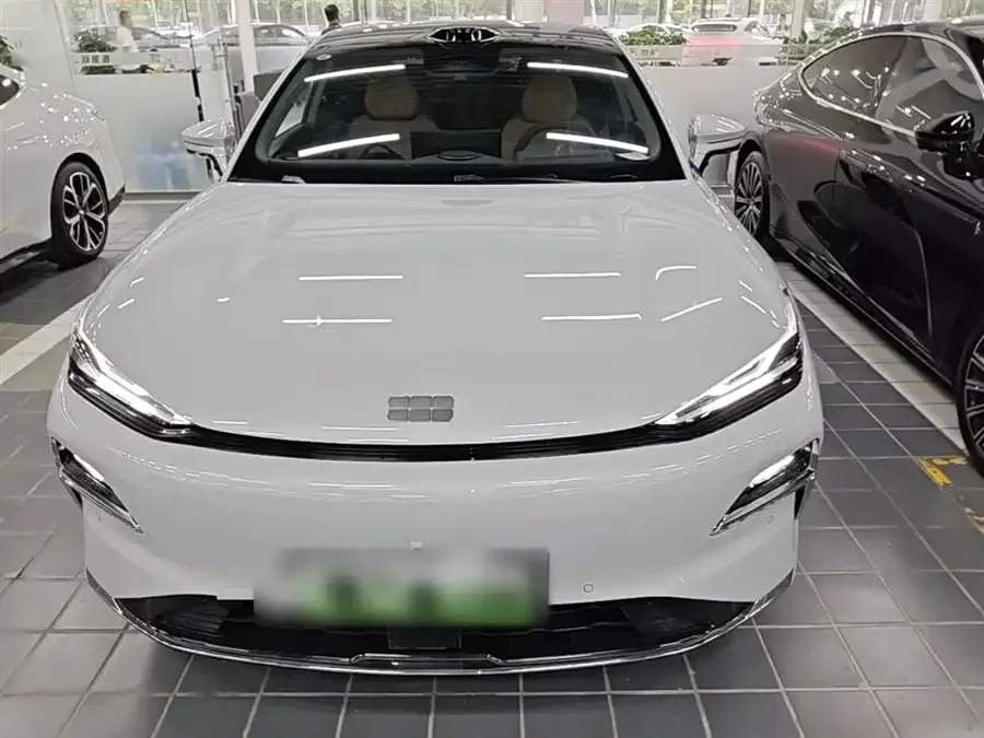 Geely Galaxy Star 8