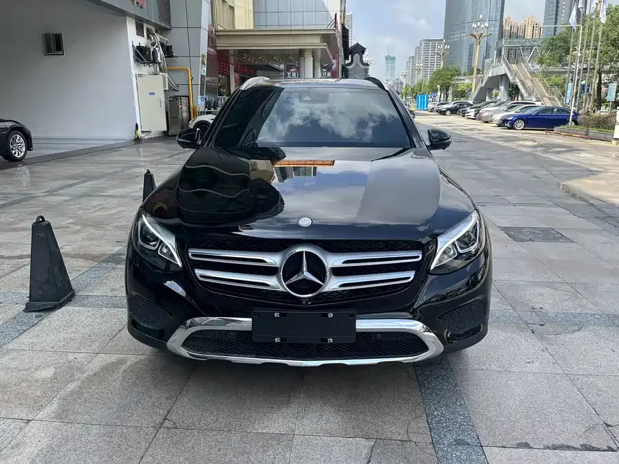 Mercedes Benz GLC