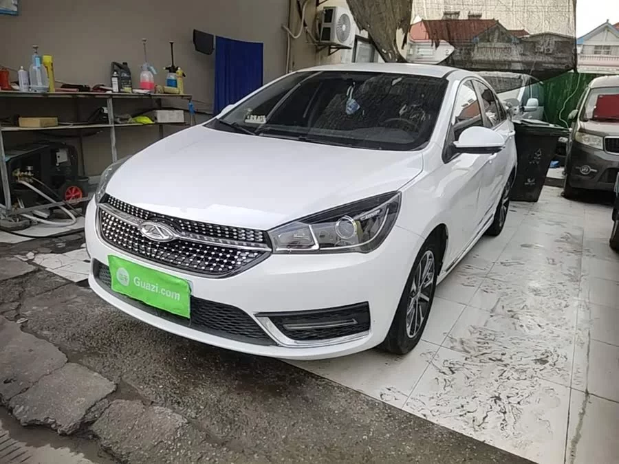 Chery Arrizo 5