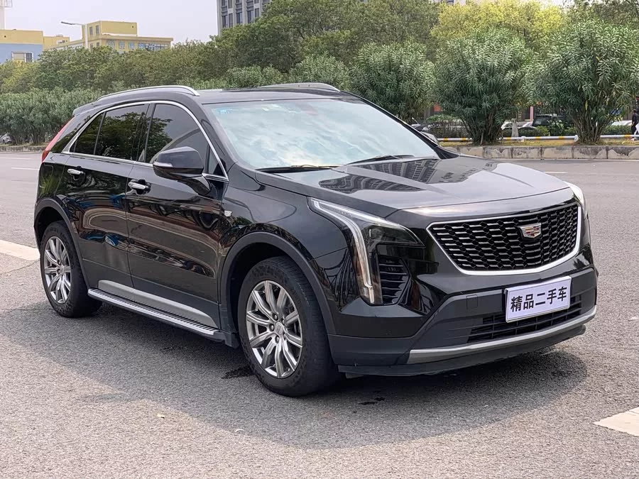 Cadillac XT4