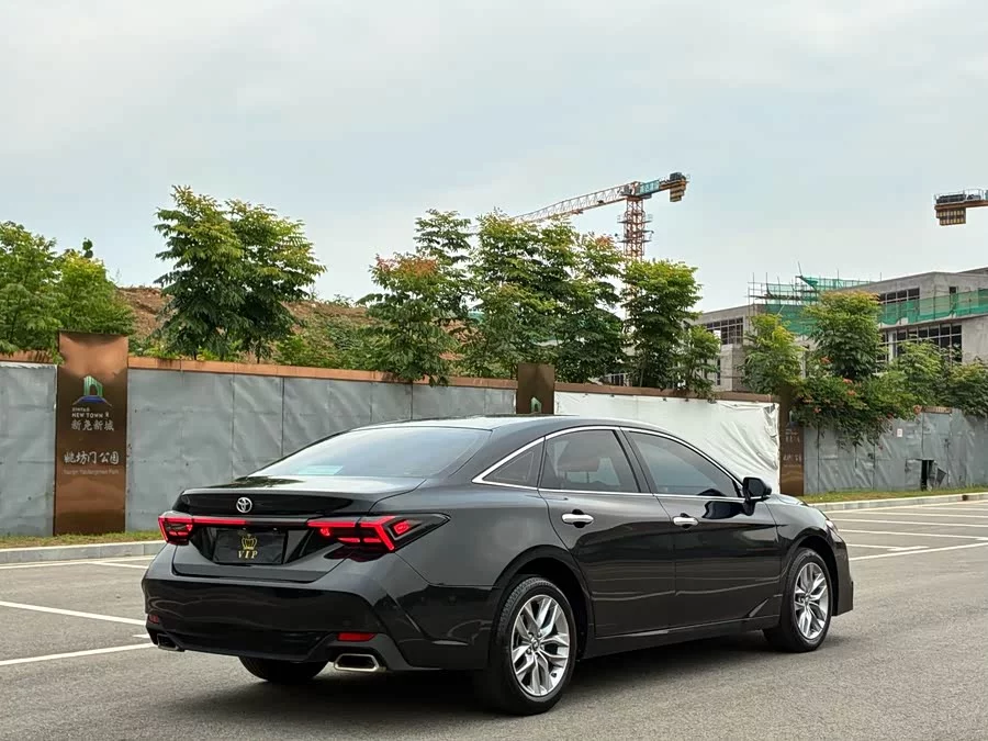 Toyota Avalon