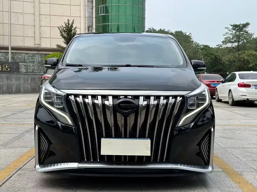 GAC Trumpchi M8