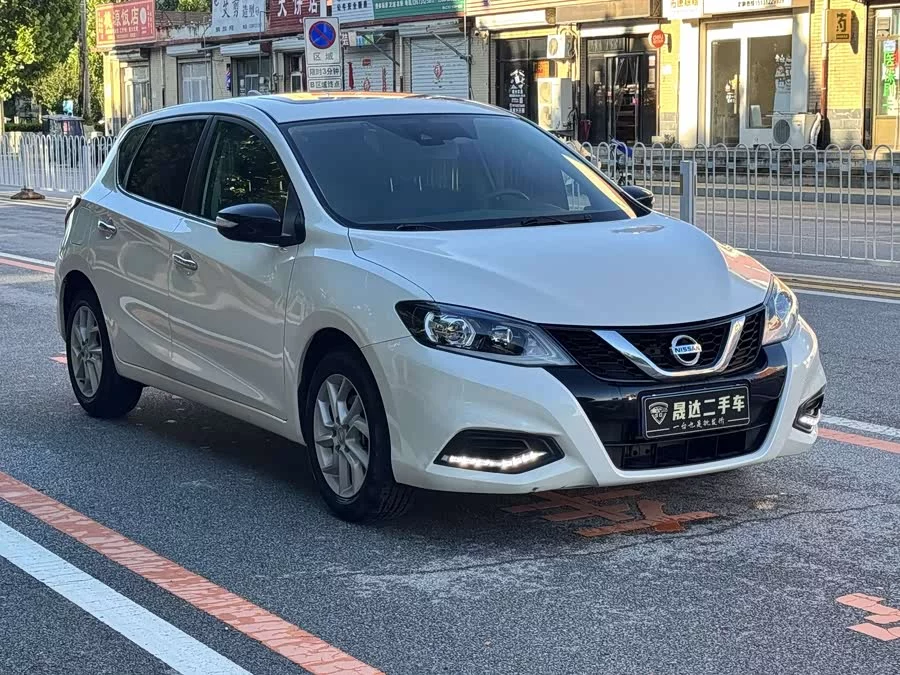 Nissan Tiida