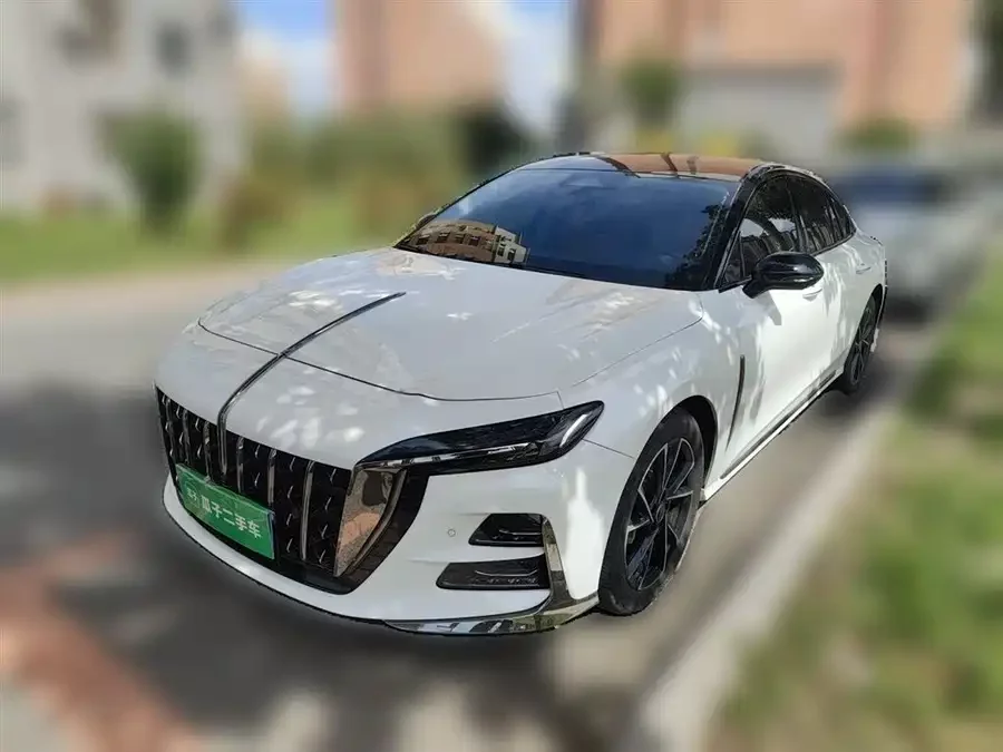 Hongqi H6