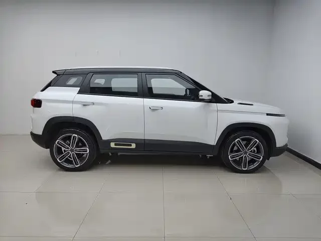 Geely ICON