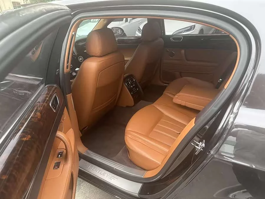 Bentley Flying Spur