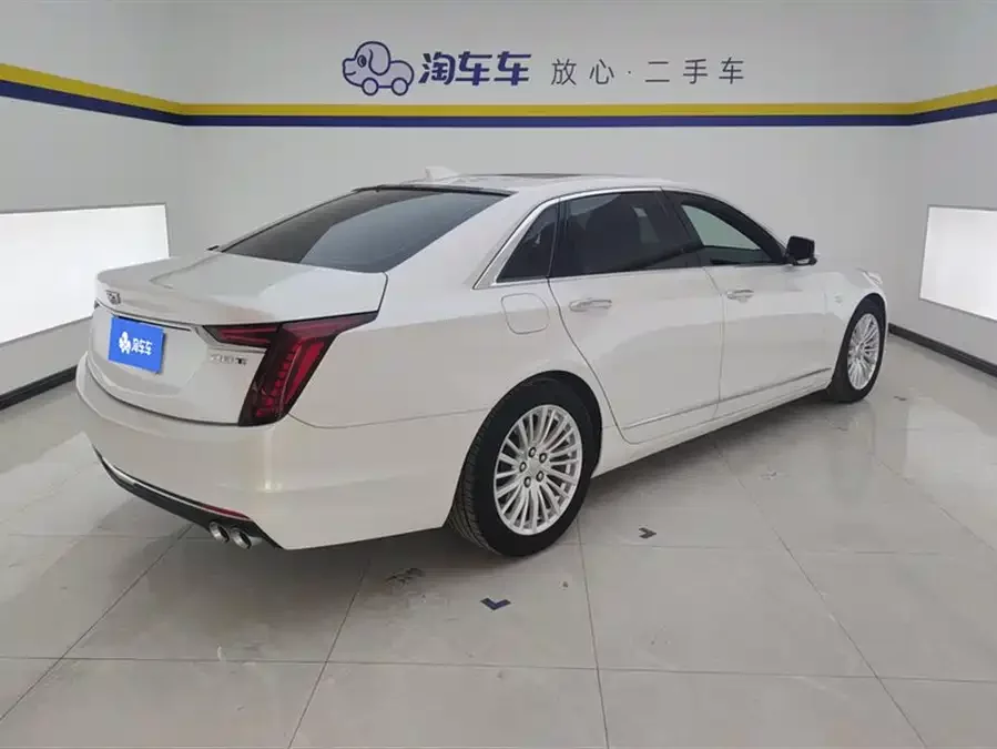 Cadillac CT6