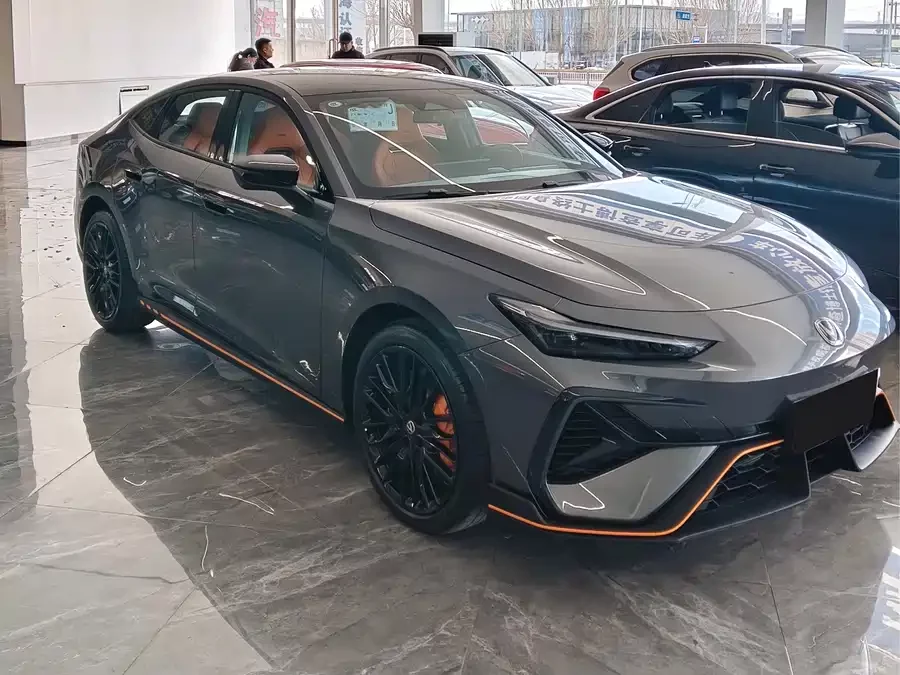 Changan UNI-V