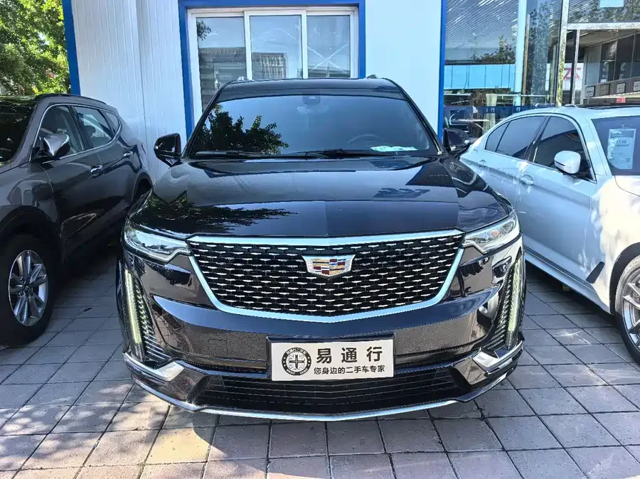Cadillac XT6