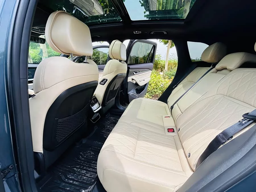Geely Xingyue L