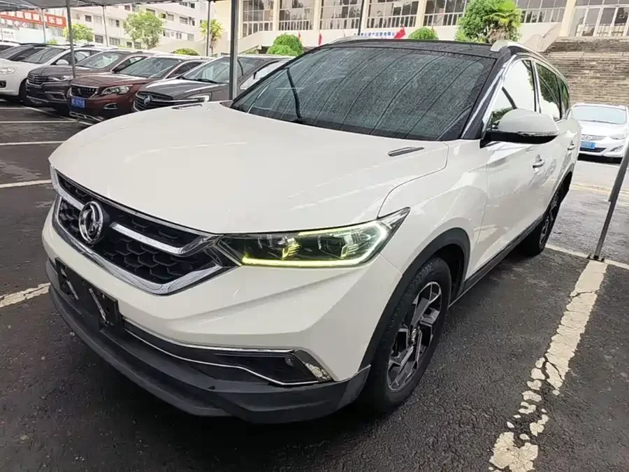Dongfeng AX7