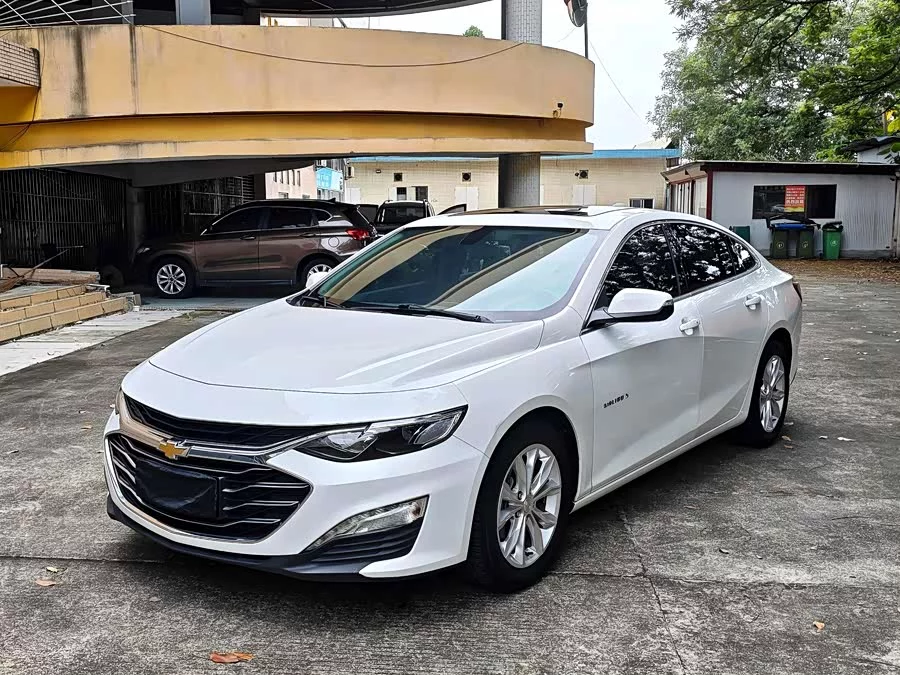 Chevrolet Malibu XL