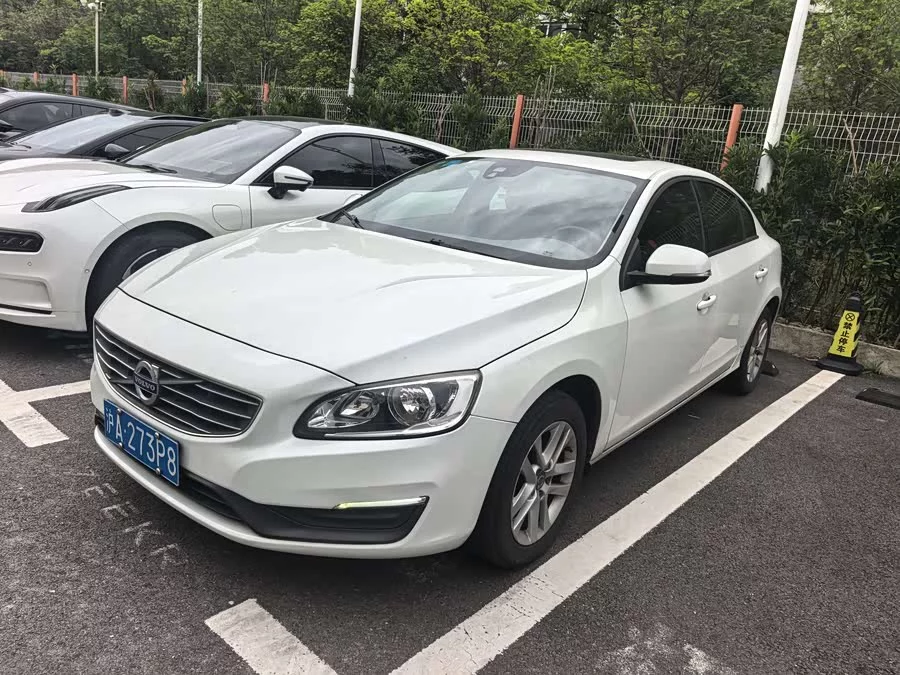 Volvo S60