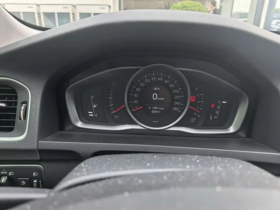 Volvo S60
