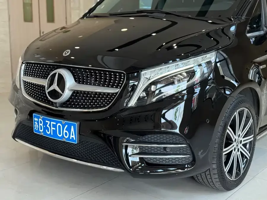 Mercedes Benz Class V