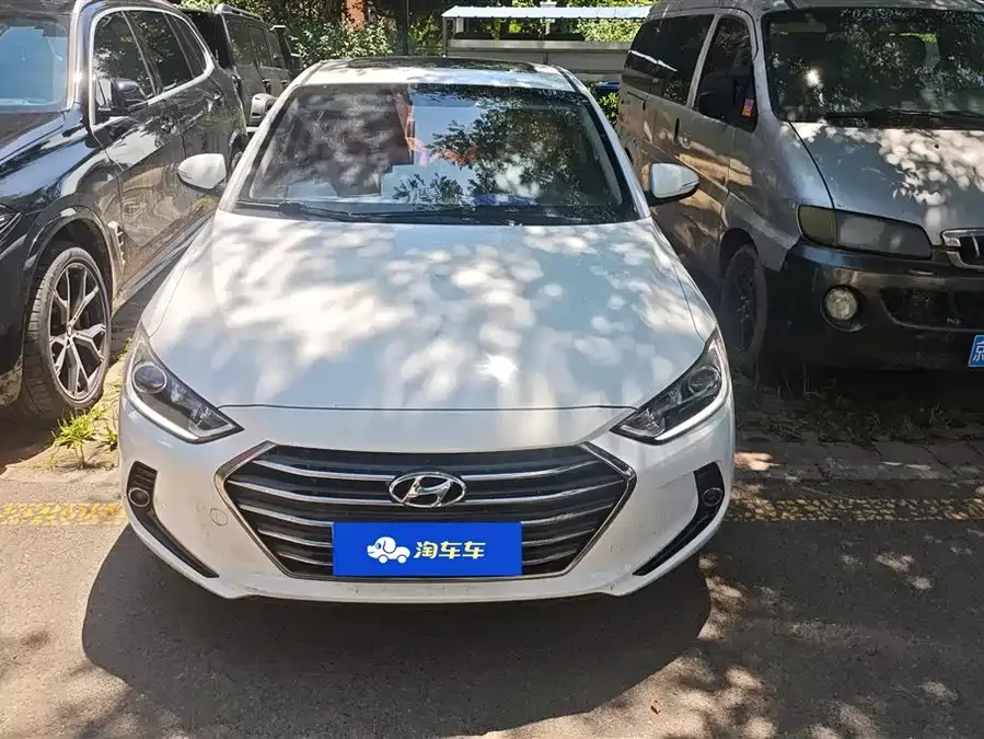 Hyundai elantra