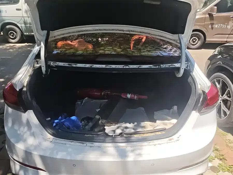 Hyundai elantra