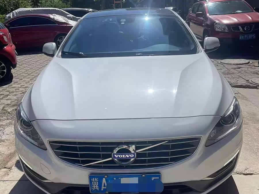 Volvo S60