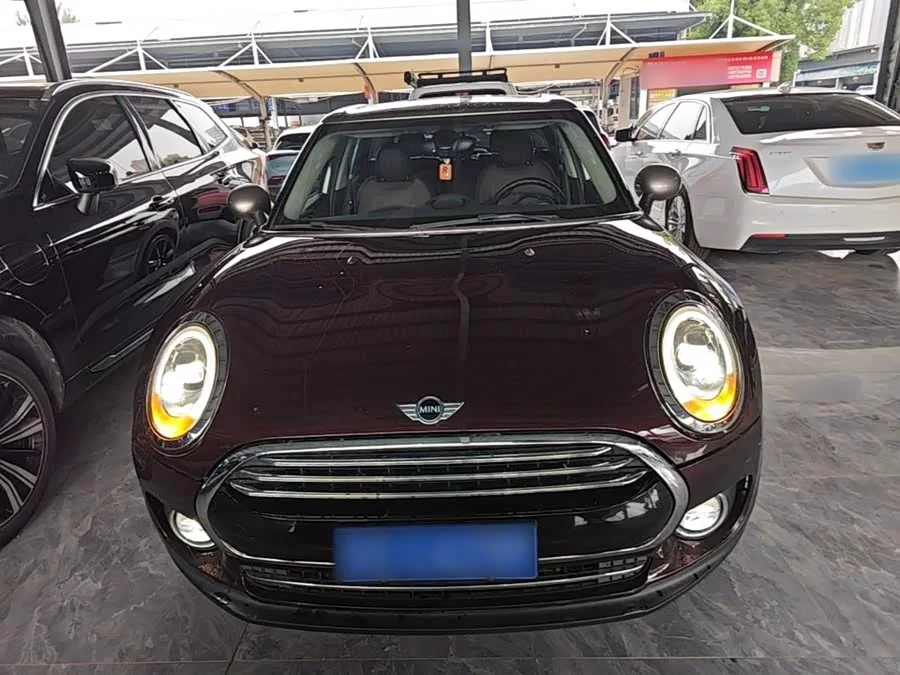 MINI CLUBMAN